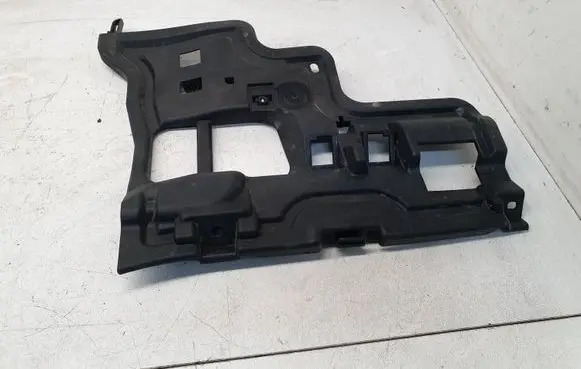 Toyota Prius (XW30) Dashboard lower bottom trim panel 5560647020