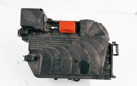 Mercedes-Benz B W246 W242 Other engine bay part 2465400182 A2465400182