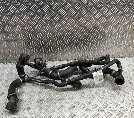 Land Rover Range Rover Sport L494 Engine coolant pipe/hose JPLA8286AE JPLA8C424AC
