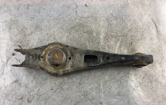Hyundai Santa Fe Rear control arm