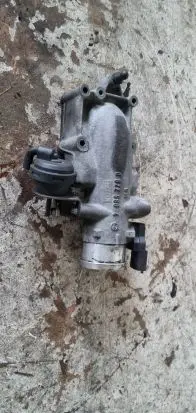 Opel Zafira A Throttle valve 55350621