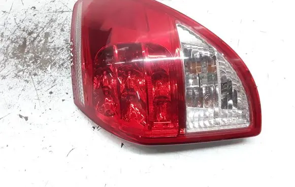 Toyota RAV 4 (XA30) Rear/tail lights