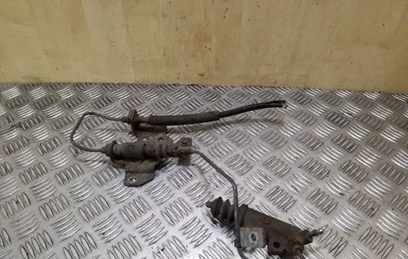 Toyota Corolla Verso E121 Clutch slave cylinder 