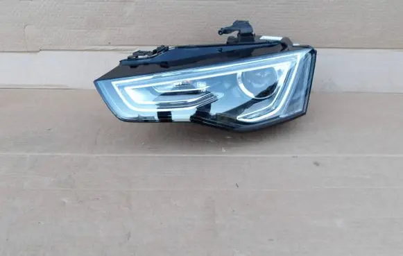 Audi A5 Headlight/headlamp 0002720206 8T0941005C 130702420000