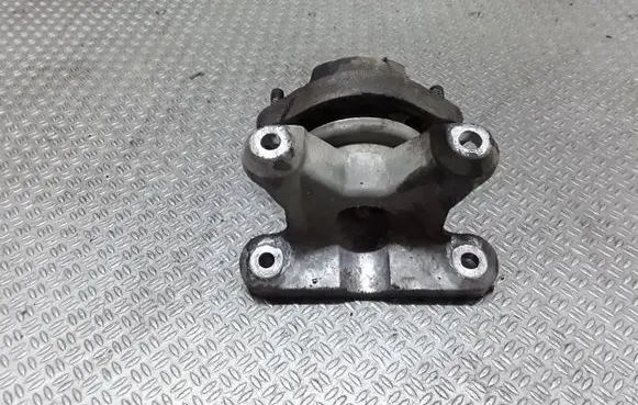 Audi A4 S4 B7 8E 8H Gearbox mount