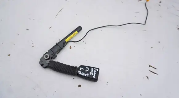 Ford Focus Front seatbelt buckle PASYBEZPIECZESTWA
