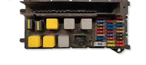 Mercedes-Benz Sprinter W906 Fuse module A9065450401
