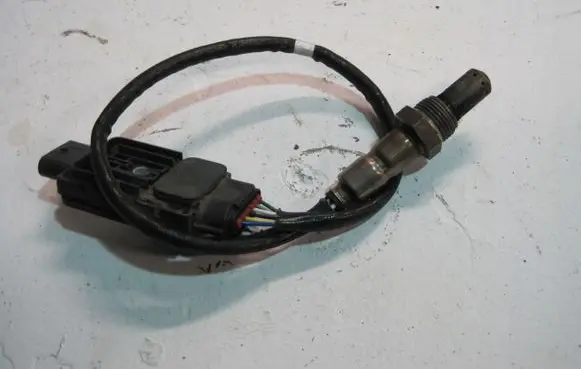 BMW 2 Active Tourer U06 Lambda probe sensor MD25J299AA