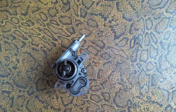 Citroen C5 Vacuum pump D1431C1212L