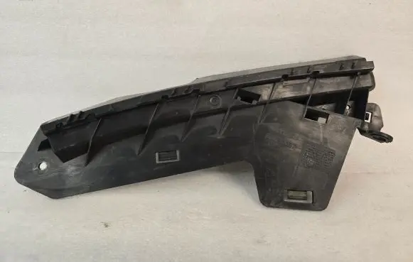 Volvo V70 Front bumper mounting bracket 30796387