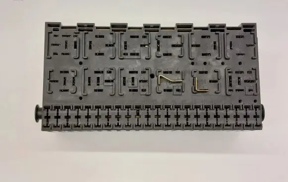 Volkswagen Golf I Fuse box set 357937039