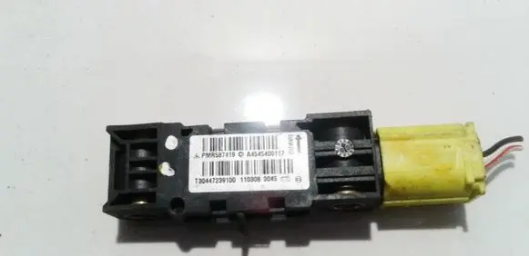 Mitsubishi Colt Airbag deployment crash/impact sensor PMR587419 A454500117