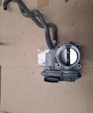 Toyota Auris E180 Throttle body valve