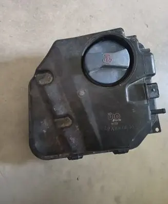 Audi Q7 4L Fuel expansion tank 
