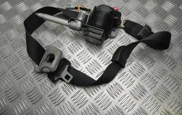 Mitsubishi Carisma Front seatbelt 570186099H M4302