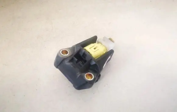 Subaru Legacy Airbag deployment crash/impact sensor 98231ag000