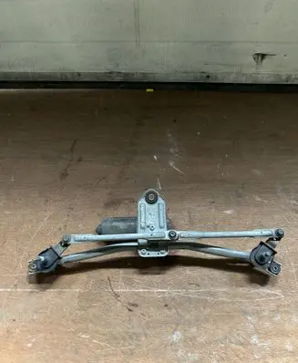 KIA Sportage Front wiper linkage and motor