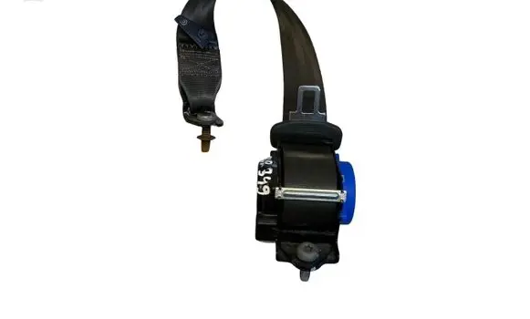 Ford Mondeo MK V Rear seatbelt 1015747