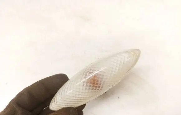 Toyota Yaris Front fender indicator light 