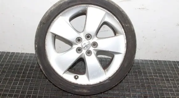 Toyota Prius (XW30) R17 alloy rim 