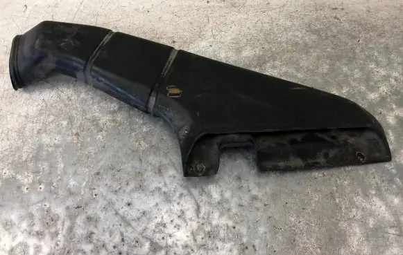 Subaru Impreza II Air intake hose/pipe A12AE10
