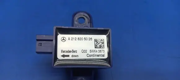 Mercedes-Benz E W212 Airbag deployment crash/impact sensor A2128205026