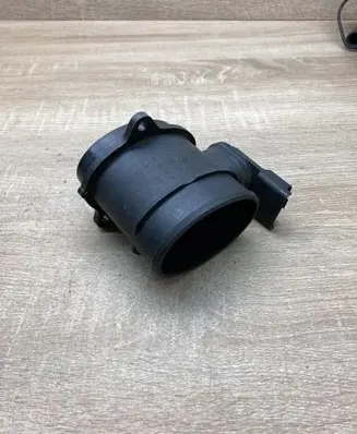 Peugeot 308 Mass air flow meter 9650010780