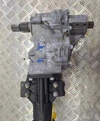 Suzuki SX4 Gearbox transfer box case S25165215