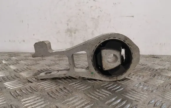 Fiat 500X Engine mount bracket 00520043160