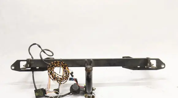 Opel Insignia A Front bumper support beam 5779030