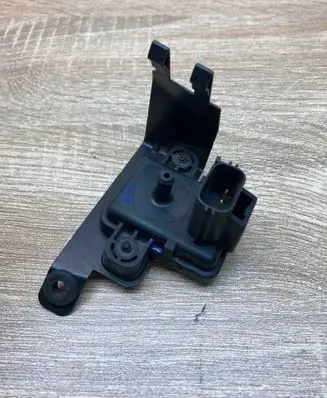 Ford Focus Air pressure sensor 98AB9F479BA 1M5F9S428AB
