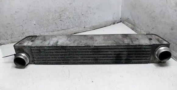 BMW 5 E60 E61 Intercooler radiator 1751779582301 F6438000