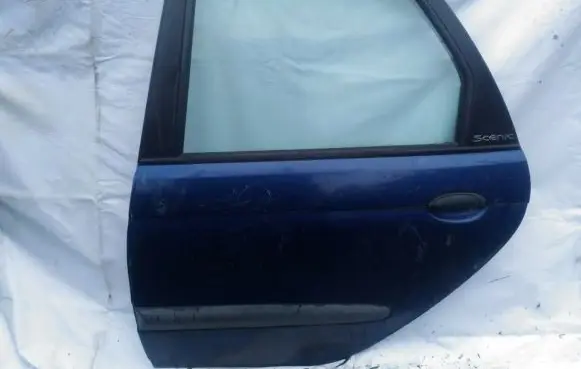 Renault Scenic I Rear door melyna