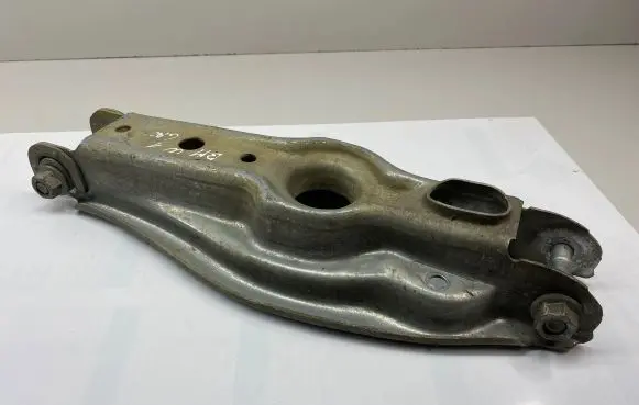 BMW 1 E81 E87 Rear upper control arm/wishbone