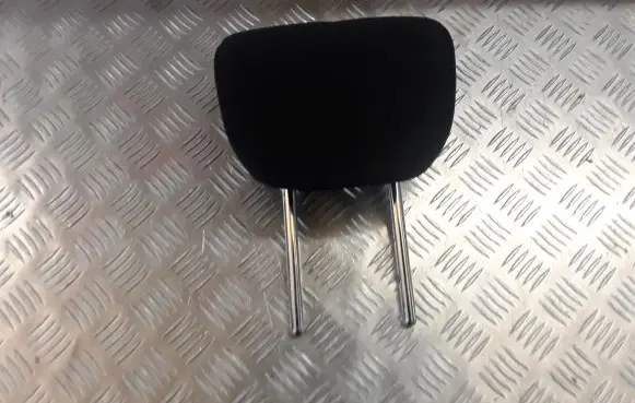 Nissan Note (E12) Rear seat headrest 