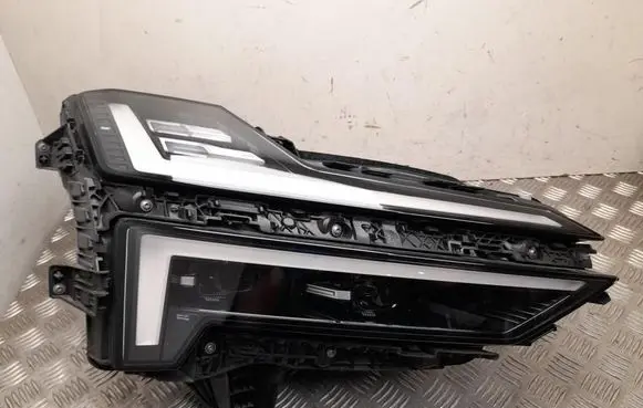 Polestar 4 Headlight/headlamp 80010656