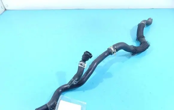 Toyota Avensis T270 Engine coolant pipe/hose 16578-0X011 IMPRK1293066