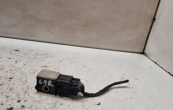 KIA Carens II Airbag deployment crash/impact sensor 959301D000 1D95930000 15060102