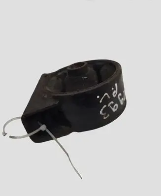 Citroen C-Crosser Engine mount bracket