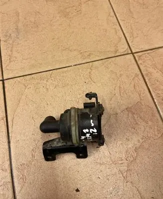 Audi A4 S4 B8 8K Electric auxiliary coolant/water pump 5N0965561A