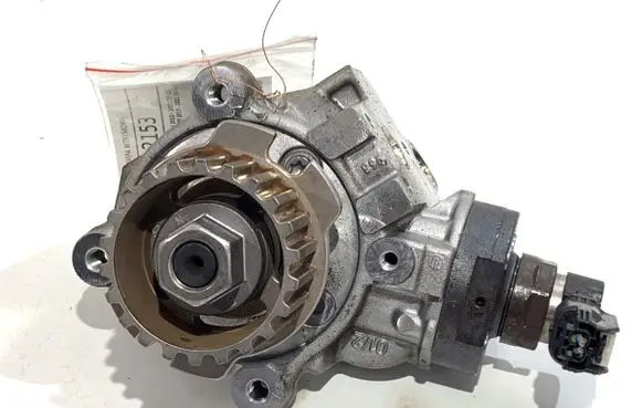Ford Focus Fuel injection high pressure pump 0445010781