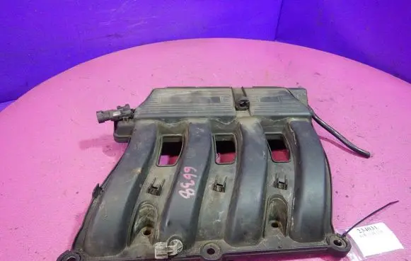Renault Scenic I Intake manifold