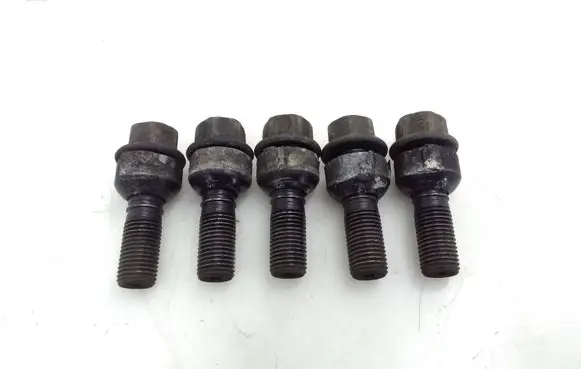 Porsche Cayenne (92A) Nuts/bolts 