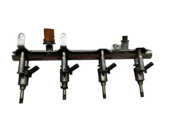 Audi A3 S3 A3 Sportback 8P Fuel injectors set 06J133317M