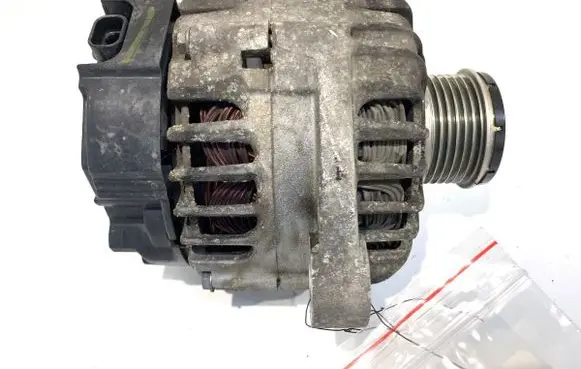 Opel Zafira C Generator/alternator 13502581