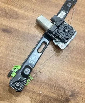 BMW 3 E90 E91 Rear door window regulator with motor 7075884