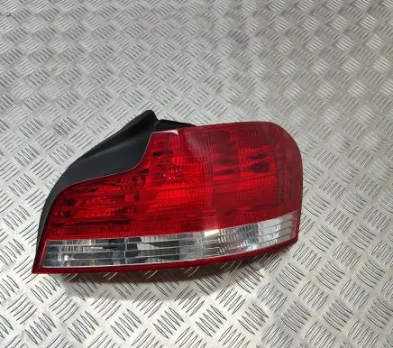 BMW 1 E81 E87 Rear/tail lights 6924520