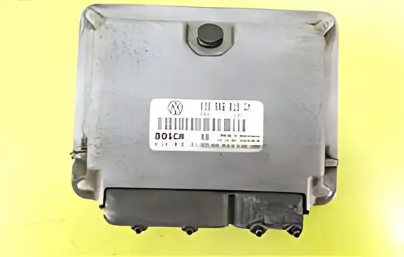 Skoda Octavia Mk1 (1U) Engine control unit/module 038906018GM