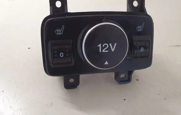 Ford Focus Seat heating switch BM5T19K314BB