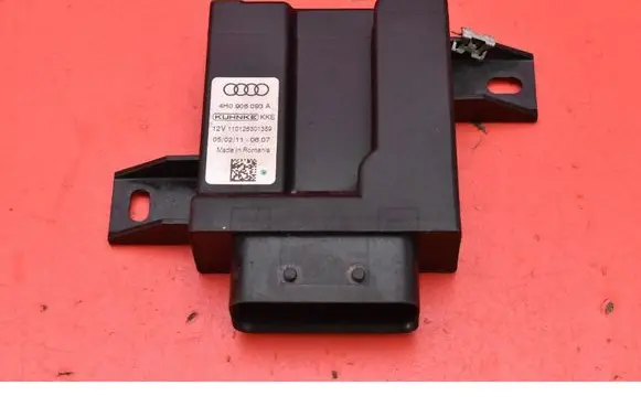 Audi A8 S8 D4 4H Engine control unit/module ECU 4H0906093A